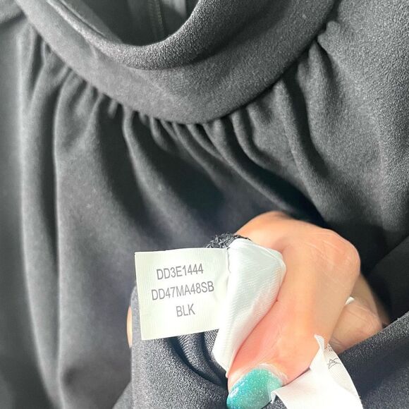 DKNY Jumpsuit Women’s 6 Black High Neckline Sleeveless Cropped Wide Leg - Picture 7 of 9